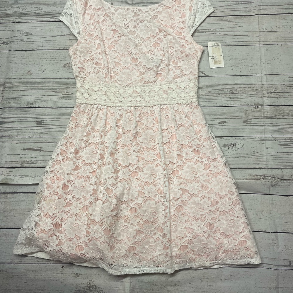 😍 NWT B Darlin Cream Peach Lace Dress V neck in the Back with Zipper size 11/12